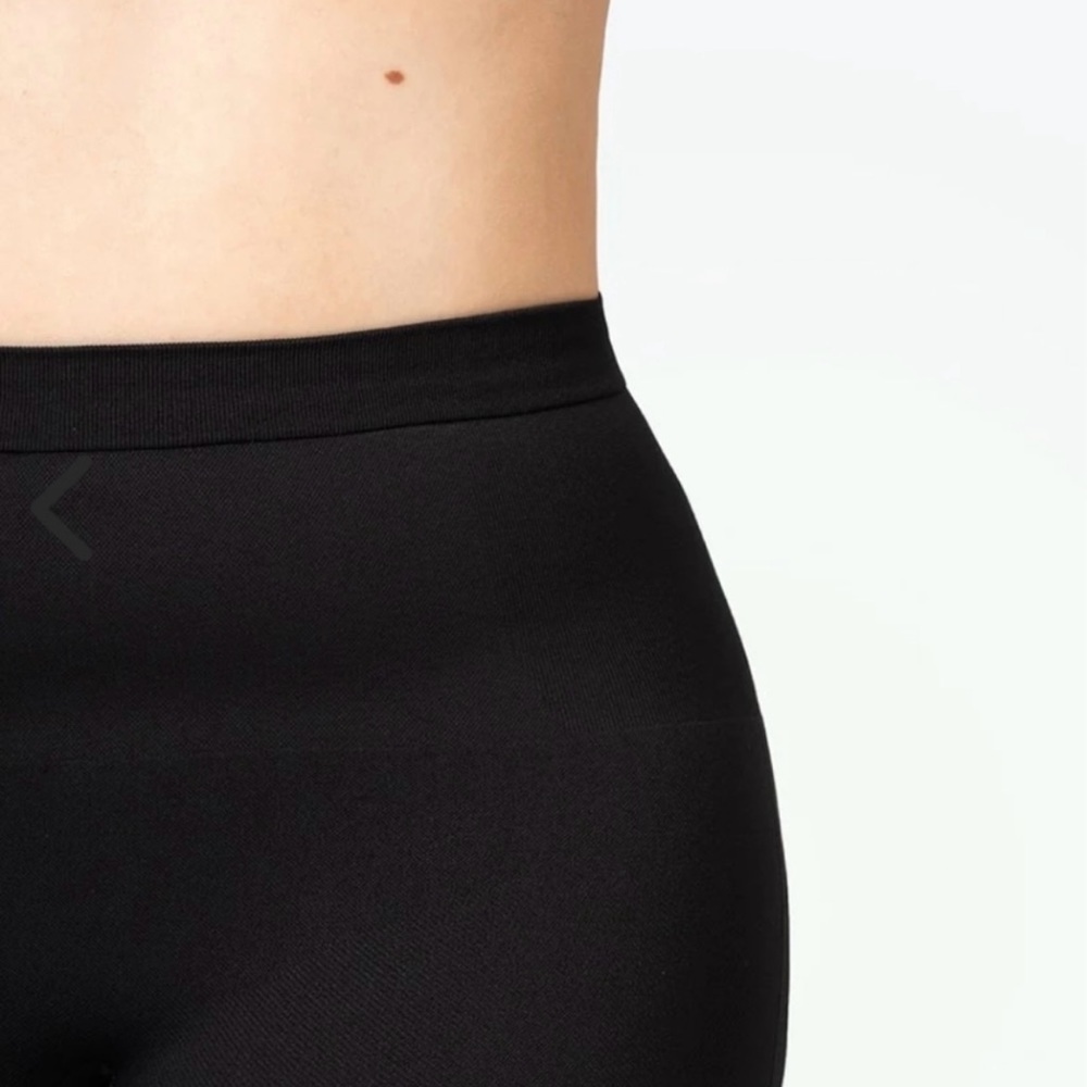 Empetua by Shapermint | All Day Comfort Mid Waist Shaping Capri Size Medium - Picture 4 of 8